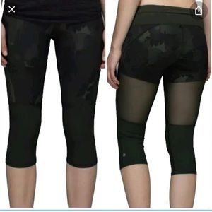 Lululemon camo mesh crop leggings
